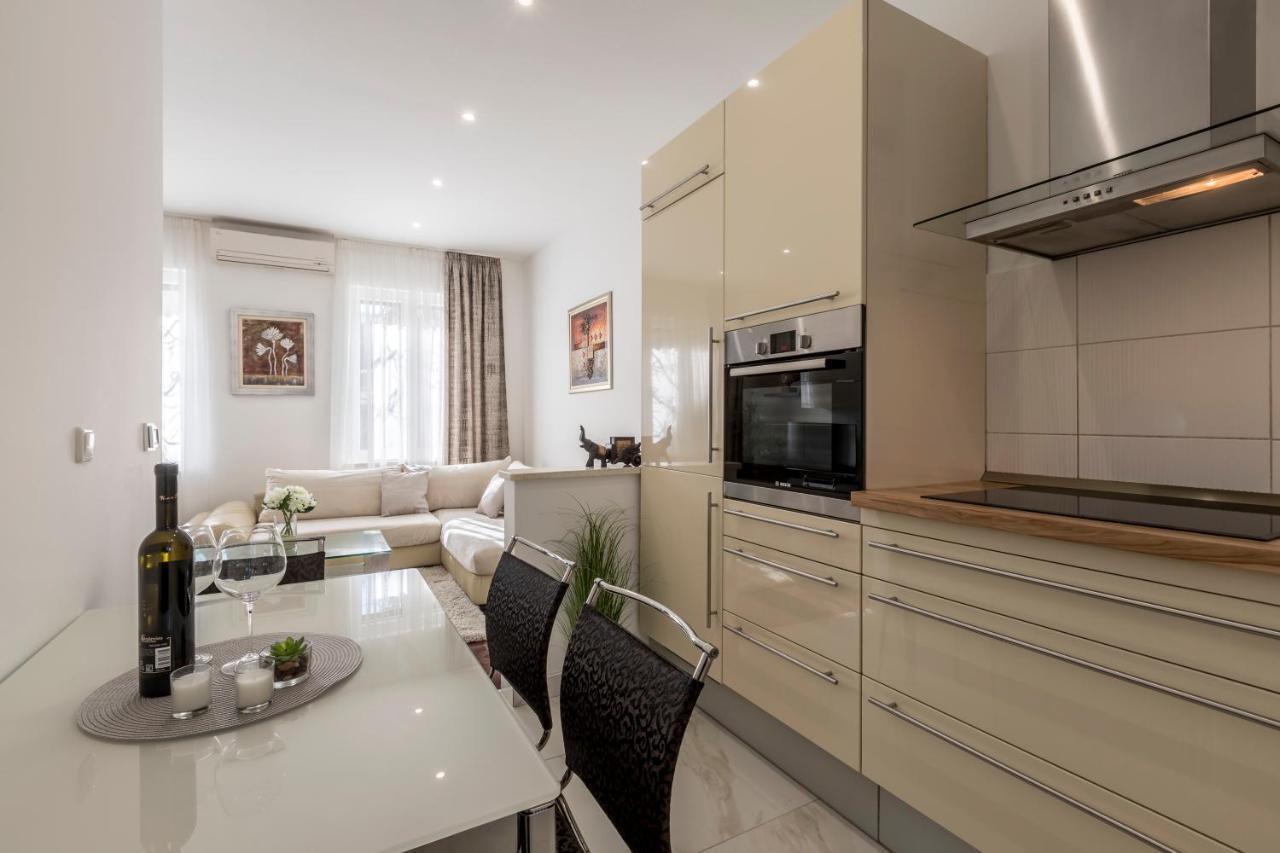 Villa Meri Very Central And Beautiful Apartment Split Eksteriør billede