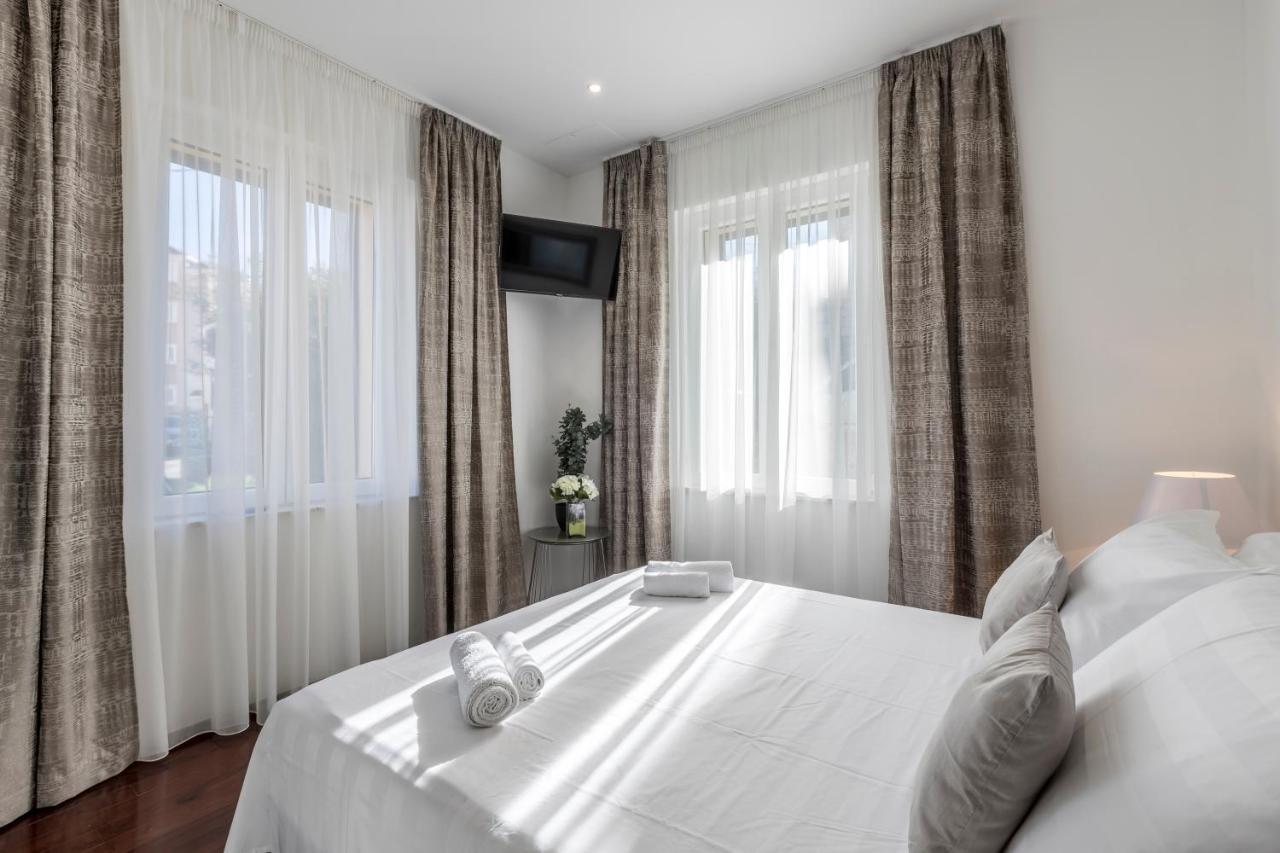 Villa Meri Very Central And Beautiful Apartment Split Eksteriør billede